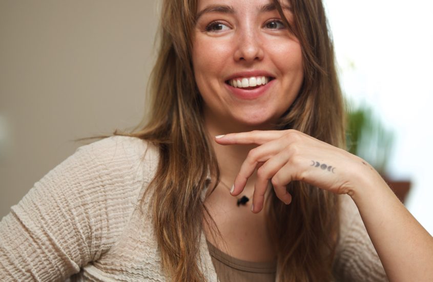 HOW DO WE KEEP OUR SKIN BARRIER HEALTHY?